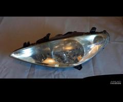 FARO ANTERIORE SX, DX PEUGEOT 307 2004