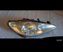 FARO ANTERIORE SX, DX PEUGEOT 307 2004