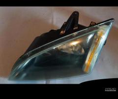 FARO ANTERIORE SX, FORD FOCUS 2004