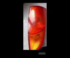 STOP/FANALE POSTERIORE DX FORD FOCUS BERLINA 2000