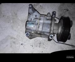 COMPRESSORE A/C MAZDA 2 Berlina 2Â° Serie V09a1aa4