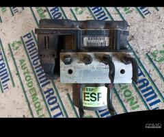 Pompa ABS Hyundai i30 G4FA 2009 - 2