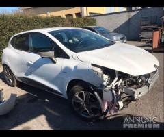 Renault Clio 2014 1.2 Benzina Demolita Per Ricambi