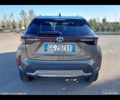 TOYOTA YARIS CROSS ADVENTURE HYBRID NEOPATENTATI - 7