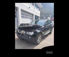 Ricambi Bmw X3 E83 versione 2.0 diesel del 2007 - 5