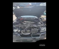 Ricambi Bmw X3 E83 versione 2.0 diesel del 2007 - 9