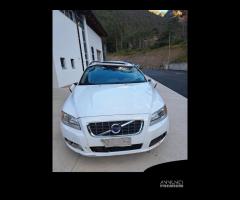 Ricambi Volvo V70 3° versione 2.0 Diesel del 2012 - 2