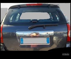 PORTELLONE POSTERIORE COMPLETO CHEVROLET Captiva 1