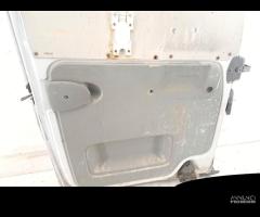 Porta carico post. dx. Renault Trafic 1.9 D 2005 - 9