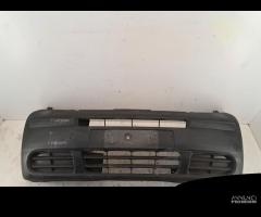 Paraurti anteriore Renault Trafic 1.9 Diesel 2005 - 2