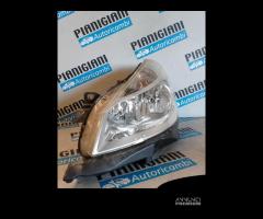 Faro Anteriore Sinistro Renault Clio 2006