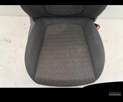 Coppia di sedili Opel Corsa 1.2 benzina del 2013 - 15