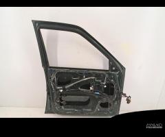 Porta anteriore sinistra Nissan Terrano 2.7 D 1997