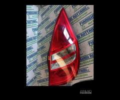 Faro Posteriore Destro Hyundai i30 2009 - 1