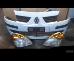 Pezzi muso Renault Modus 1.6B 2004\u003e - 1