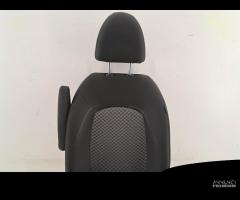 Tappezzeria Nissan Micra 1.2 Benzina / GPL 2014 - 11