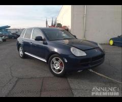 Porsche Cayenne 4.5 V8 FUSA Demolita - Per Ricambi