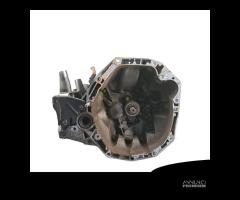 Cambio manuale Nissan Note 1.5 diesel del 2006 - 1