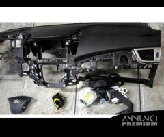 Hyundai i30 kit airbag 2012 - 1