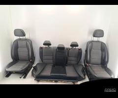 Tappezzeria Mercedes-Benz Classe C 2.2 diesel 2011