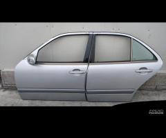 Mercedes classe e210 berlina porta ant e post '99 - 1