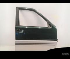 Porta anteriore destra Nissan Terrano 2.7 D 1997