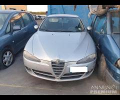 Alfa Romeo 147 MK2 Restyling Per Ricambi - Demolit