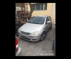 Opel Corsa C 2003 Benzina Demolita - Per Ricambi