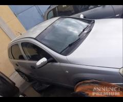 Opel Corsa C 2003 Benzina Demolita - Per Ricambi - 2