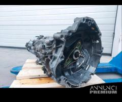 Cambio manuale Audi a4 4X4 2.5 diesel del 2001 - 13