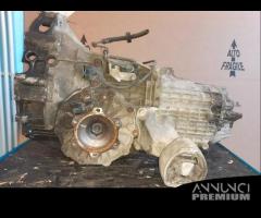 Cambio manuale Audi A4 1.9 diesel del 1999 - 2