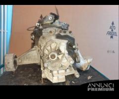 Cambio manuale Audi A4 1.9 diesel del 1999 - 3