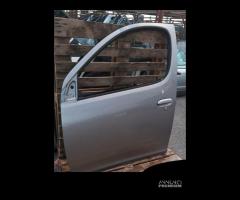 TOYOTA YARIS VERSO PORTE ANT. E POST. 2000-2006 - 7