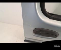 Porta anteriore destra Renault Kangoo 1.5 D 2004