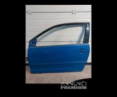 Porta anteriore sinistra Volkswagen Polo del 2004