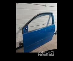 Porta anteriore sinistra Volkswagen Polo del 2004