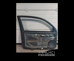 Porta anteriore sinistra Nissan Micra del 2003 - 4