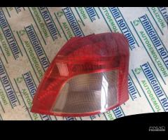 Faro Posteriore Destro Toyota Yaris 2007 - 1