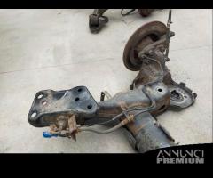 Ponte posteriore Citroen C3 Picasso 1.6 del 2011 - 2