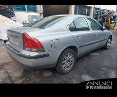 Paraurti posteriore Volvo S60 2.4 diesel del 2004