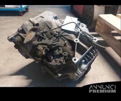 Cambio manuale Volvo S40 2.0 diesel del 2005 - 5