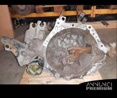 Cambio manuale Toyota Yaris 1364 diesel del 2003 - 1