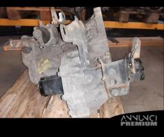 Cambio manuale Toyota Yaris 1364 diesel del 2003 - 3