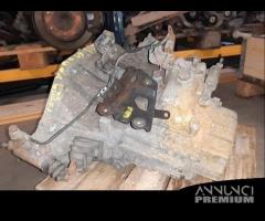 Cambio manuale Toyota Yaris 1364 diesel del 2003 - 7