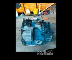 Cambio manuale Volkswagen Golf 1.9 diesel del 2002 - 4