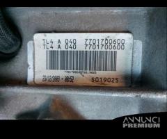 Cambio manuale Renault Megane 1.5 diesel del 2010 - 11