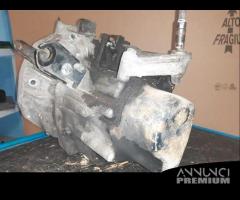 Cambio manuale Renault Clio 1.5 diesel del 2003 - 5