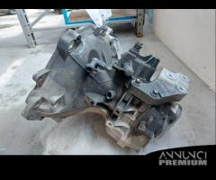 Cambio manuale Opel Corsa d 1.3 diesel del 2010 - 4