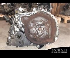 Cambio manuale Nissan Almera 1.5 diesel del 2006 - 1