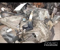 Cambio manuale Nissan Almera 1.5 diesel del 2006 - 3